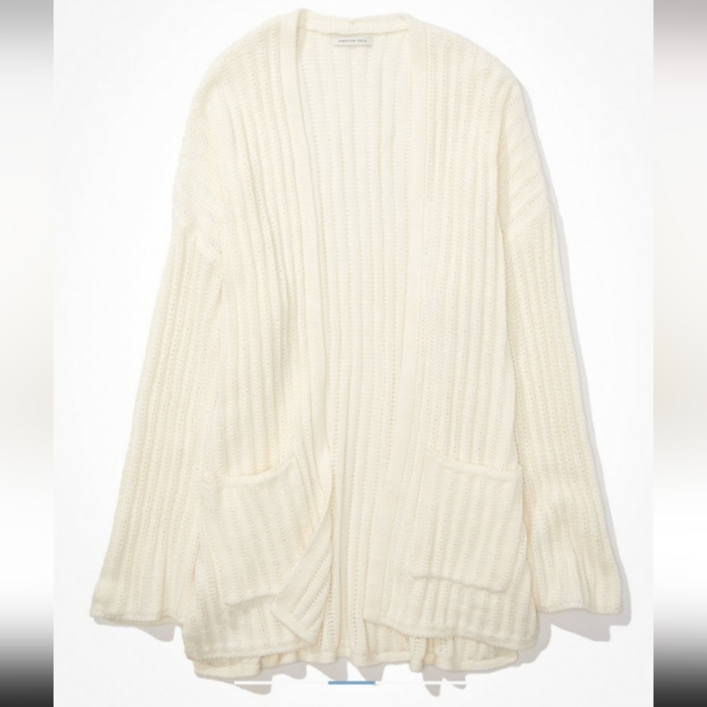 ⚡️SALE⚡️🆕️NWT AE Bell Sleeve Cardigan in 'Cream', Size Medium - Picture 4 of 8